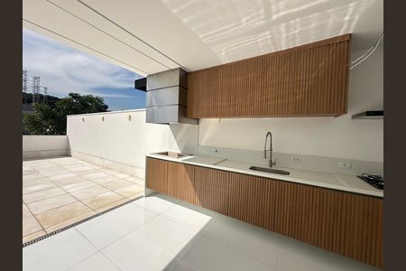 Casa de condomínio à venda com 390m², 4 quartos e 4 vagasChurrasqueira