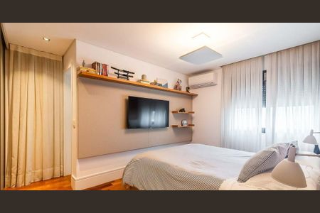 Apartamento à venda com 4 quartos, 254m² em Vila Nova Conceição, São Paulo