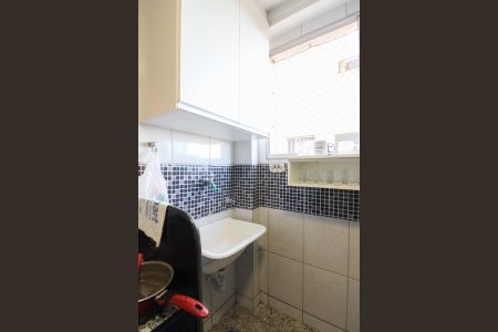 Apartamento à venda com 65m², 2 quartos e 2 vagasCozinha e Área de Serviço
