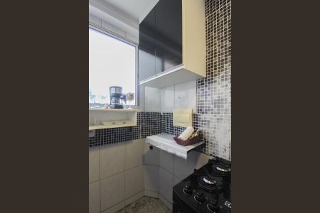 Apartamento à venda com 65m², 2 quartos e 2 vagasCozinha e Área de Serviço