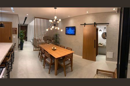 Casa à venda com 4 quartos, 269m² em Jardim Samambaia, Jundiaí