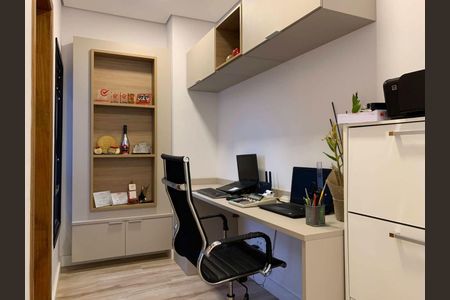 Casa à venda com 4 quartos, 269m² em Jardim Samambaia, Jundiaí