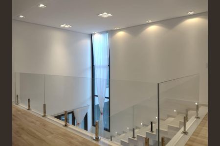 Casa à venda com 269m², 4 quartos e 4 vagas