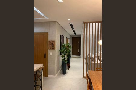 Casa à venda com 269m², 4 quartos e 4 vagas