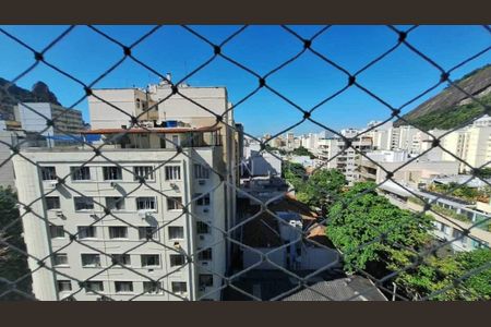 Apartamento à venda com 69m², 2 quartos e sem vaga