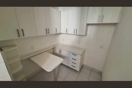 Apartamento à venda com 69m², 2 quartos e sem vaga