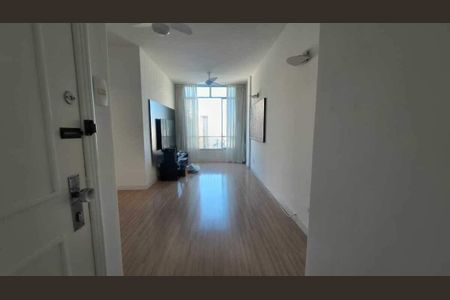 Apartamento à venda com 69m², 2 quartos e sem vaga