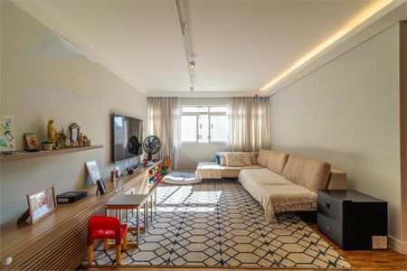 Apartamento à venda com 3 quartos, 130m² em Vila Uberabinha, São Paulo