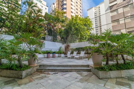 Apartamento à venda com 115m², 3 quartos e 1 vaga