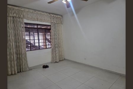 Casa à venda com 3 quartos, 144m² em Vila Constança, São Paulo