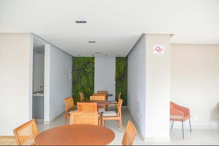 Apartamento para alugar com 48m², 2 quartos e 1 vaga Apartamento para alugar com 48m², 2 quartos e 1 vagaÁrea comum - Churrasqueira