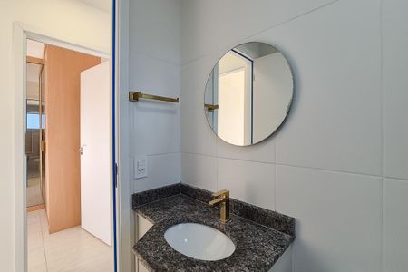 Apartamento para alugar com 48m², 2 quartos e 1 vaga Apartamento para alugar com 48m², 2 quartos e 1 vagaBanheiro Social