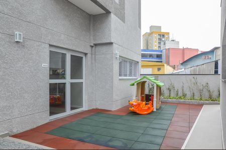 Apartamento para alugar com 48m², 2 quartos e 1 vaga Apartamento para alugar com 48m², 2 quartos e 1 vagaÁrea comum - Playground