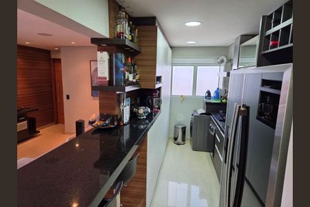 Apartamento à venda com 75m², 2 quartos e 2 vagas