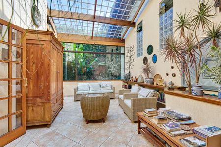 Casa à venda com 411m², 4 quartos e 4 vagas
