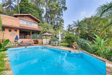Casa à venda com 411m², 4 quartos e 4 vagas
