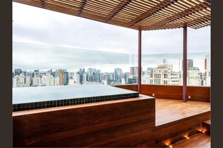 Apartamento à venda com 270m², 1 quarto e 4 vagas