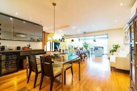 Apartamento à venda com 115m², 2 quartos e 2 vagas