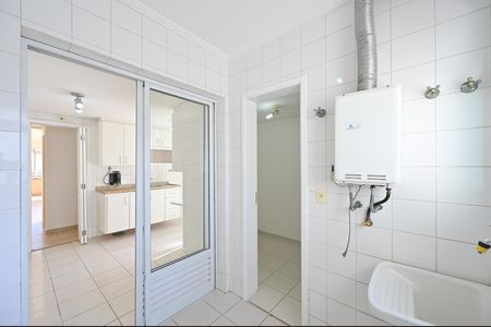 Apartamento à venda com 165m², 4 quartos e 3 vagasLavanderia