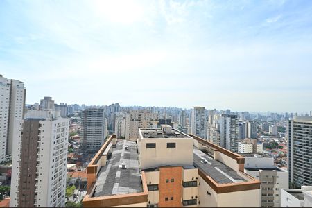 Apartamento à venda com 165m², 4 quartos e 3 vagasVista da Suíte 2