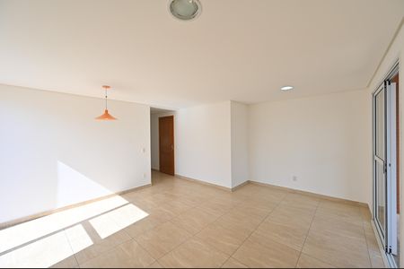 Apartamento à venda com 165m², 4 quartos e 3 vagasSala
