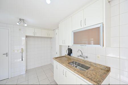 Apartamento à venda com 165m², 4 quartos e 3 vagasCozinha