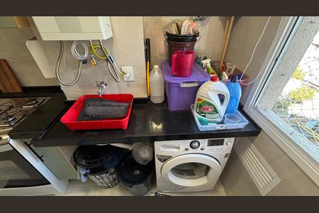 Apartamento à venda com 68m², 2 quartos e 1 vagaÁrea de Serviço