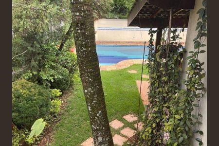 Casa à venda com 246m², 4 quartos e 4 vagas