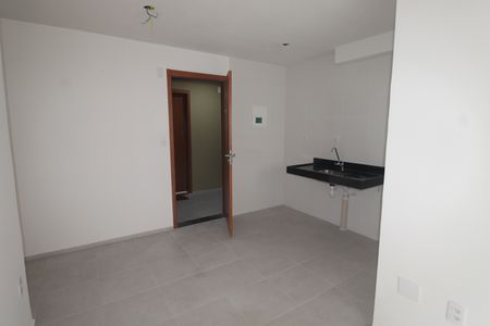 Sala de apartamento para alugar com 2 quartos, 40m² em Inhaúma, Rio de Janeiro