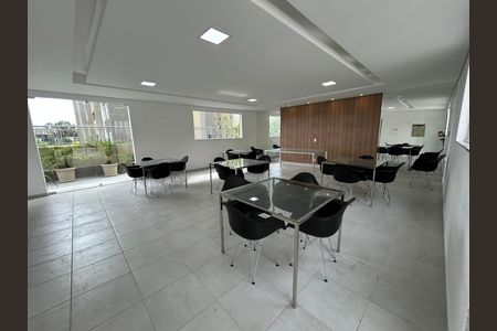 Apartamento à venda com 40m², 2 quartos e sem vagaÁrea comum - Salão de festas