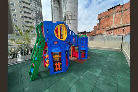 Apartamento à venda com 40m², 2 quartos e sem vagaÁrea comum - Playground