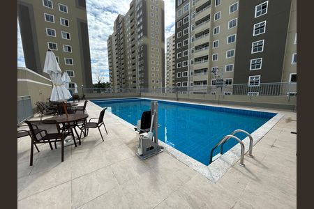 Apartamento à venda com 40m², 2 quartos e sem vagaÁrea comum - Piscina