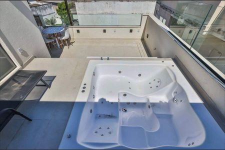 Apartamento à venda com 3 quartos, 180m² em Barra da Tijuca, Rio de Janeiro