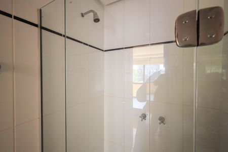 Apartamento à venda com 98m², 2 quartos e 1 vagaBanheiro da Suíte 1