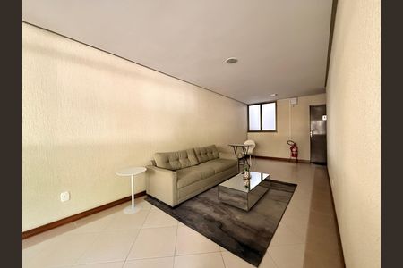 Apartamento à venda com 98m², 2 quartos e 1 vagaHall de entrada