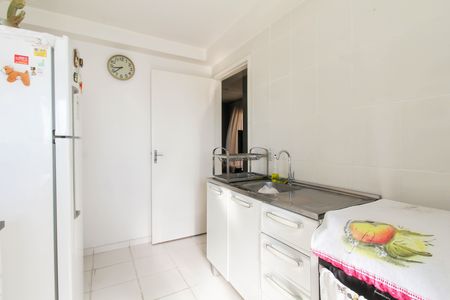 Apartamento à venda com 48m², 2 quartos e 1 vaga Apartamento à venda com 48m², 2 quartos e 1 vagaCozinha