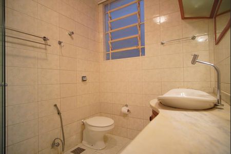Apartamento para alugar com 133m², 2 quartos e sem vagaBanheiro Corredor