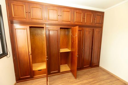 Apartamento à venda com 284m², 4 quartos e 3 vagas Apartamento à venda com 284m², 4 quartos e 3 vagasQUARTO 3
