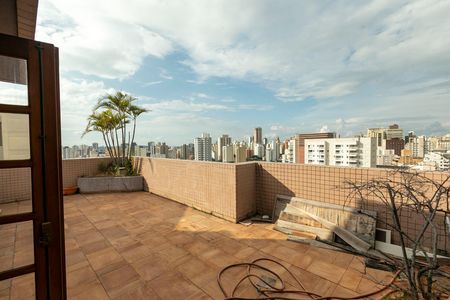 Apartamento à venda com 284m², 4 quartos e 3 vagas Apartamento à venda com 284m², 4 quartos e 3 vagasESPAÇO LASER COBERTURA