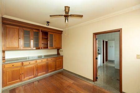Apartamento à venda com 284m², 4 quartos e 3 vagas Apartamento à venda com 284m², 4 quartos e 3 vagasSALA DE JANTAR