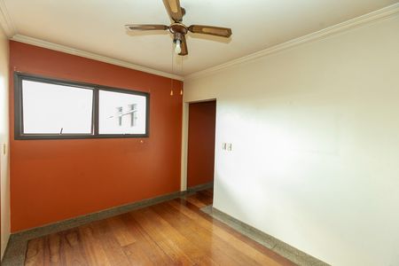 Apartamento à venda com 284m², 4 quartos e 3 vagas Apartamento à venda com 284m², 4 quartos e 3 vagasSALA DE JANTAR