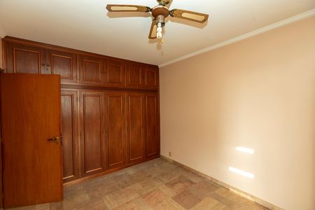 Apartamento à venda com 284m², 4 quartos e 3 vagas Apartamento à venda com 284m², 4 quartos e 3 vagasQUARTO COBERTURA SUITE