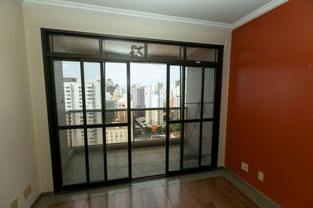 Apartamento à venda com 284m², 4 quartos e 3 vagas Apartamento à venda com 284m², 4 quartos e 3 vagasVARANDA