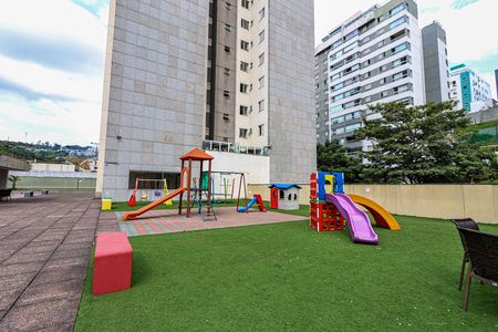 Apartamento para alugar com 85m², 3 quartos e 2 vagasÁrea comum - Playground