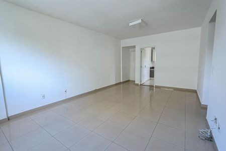 Sala de apartamento para alugar com 3 quartos, 85m² em Buritis, Belo Horizonte