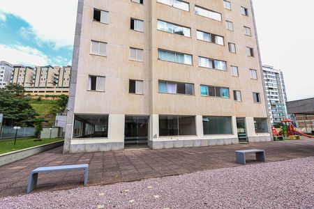 Apartamento para alugar com 85m², 3 quartos e 2 vagasÁrea comum - Salão de festas