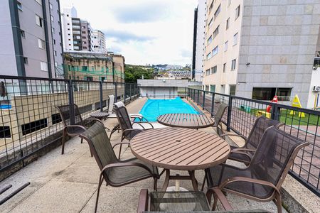 Apartamento para alugar com 85m², 3 quartos e 2 vagasÁrea comum - Piscina