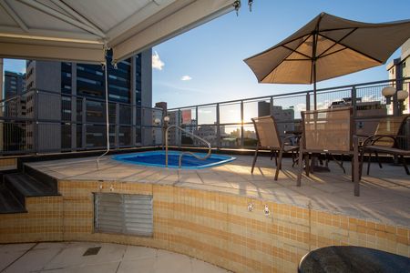 Apartamento à venda com 203m², 3 quartos e 2 vagas Apartamento à venda com 203m², 3 quartos e 2 vagasCOBERTURA