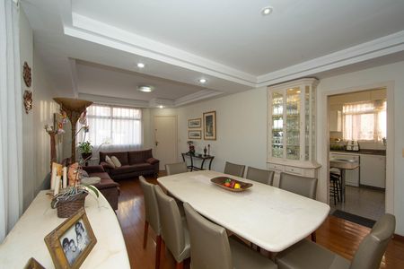Apartamento à venda com 203m², 3 quartos e 2 vagas Apartamento à venda com 203m², 3 quartos e 2 vagasSALA