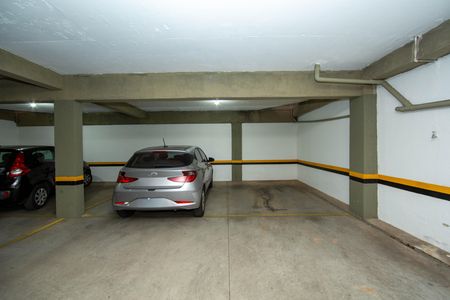 Apartamento à venda com 203m², 3 quartos e 2 vagas Apartamento à venda com 203m², 3 quartos e 2 vagasGARAGEM